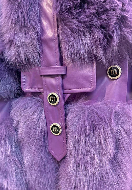 Abrigo joya piel púrpura