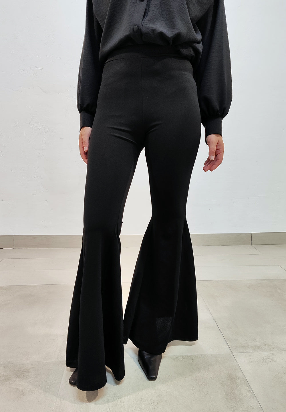 Pantalones de campana