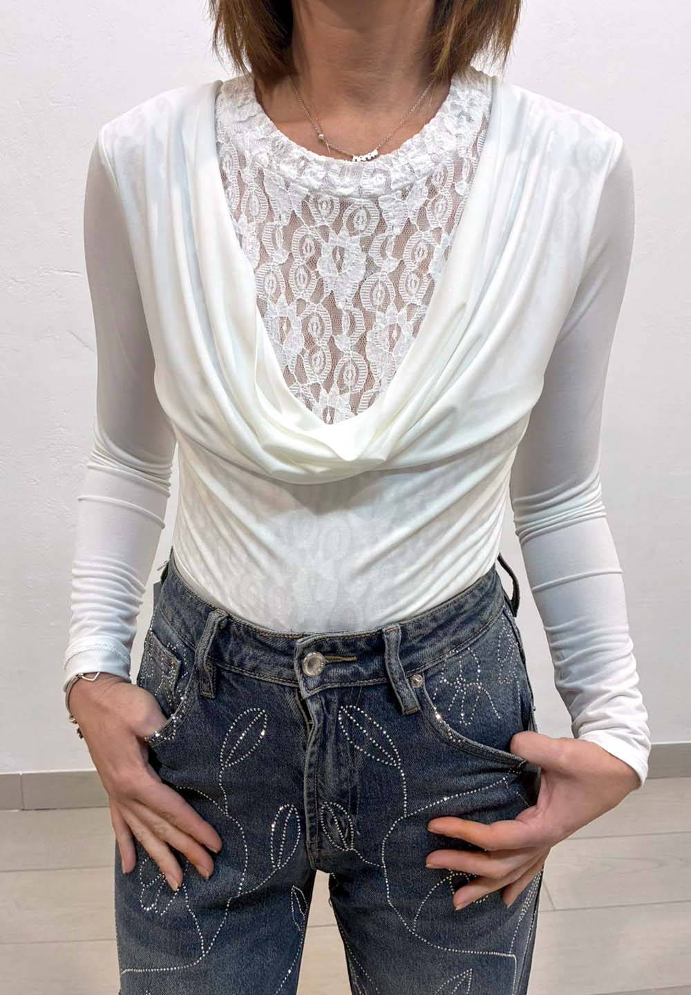 Body cascada con encaje