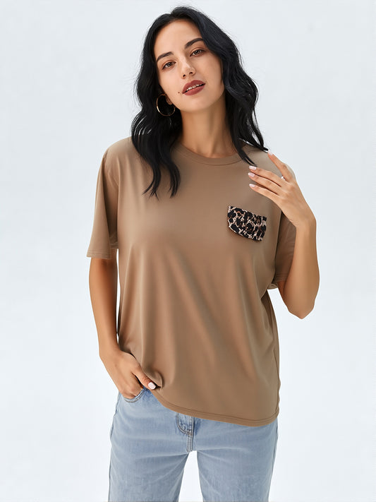 Camiseta Básica con Detalle Animal Print