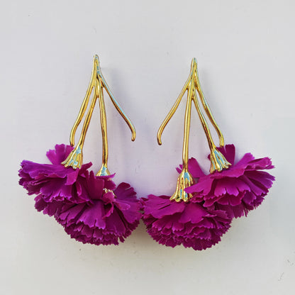 Pendientes de clavel acabado dorado