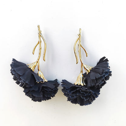 Pendientes de clavel acabado dorado